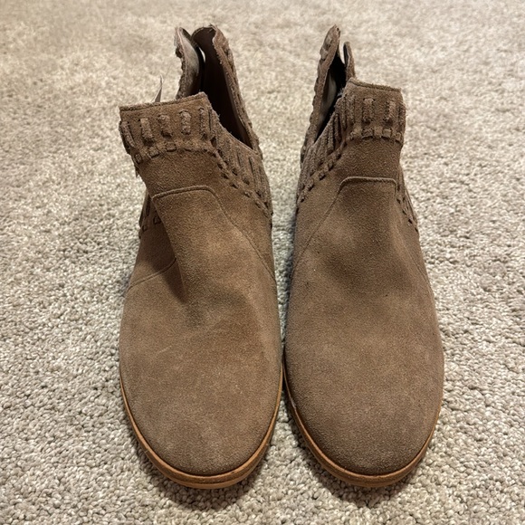 Vince Camino suede booties - Picture 3 of 3